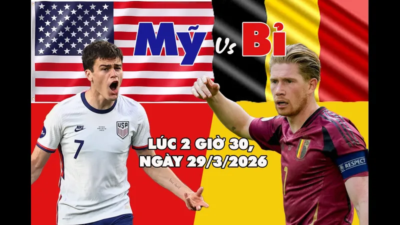 Cầu thủ Mỹ và Bỉ đang tranh chấp quả bóng trên sân cỏ