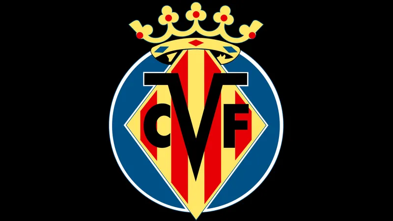 Cầu thủ Villarreal và Real Sociedad đấu tranh gay cấn trên sân